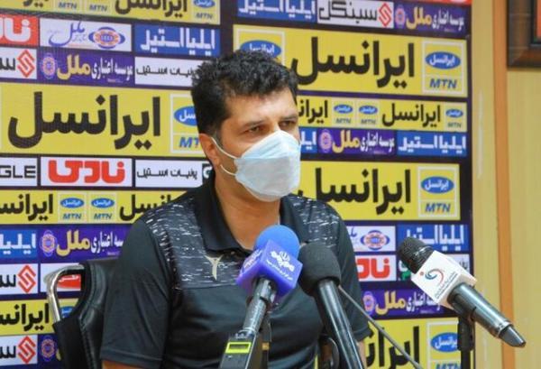 حسینی: فولاد تیم خطرناکی است، فوتبال ایران از نظر سخت افزاری عقب است