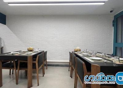 رستوران مزه سهروردی: تحلیل جامع برند، منوی تخصصی کبابها و استراتژی کنترل کیفیت مرکزی در مرکز